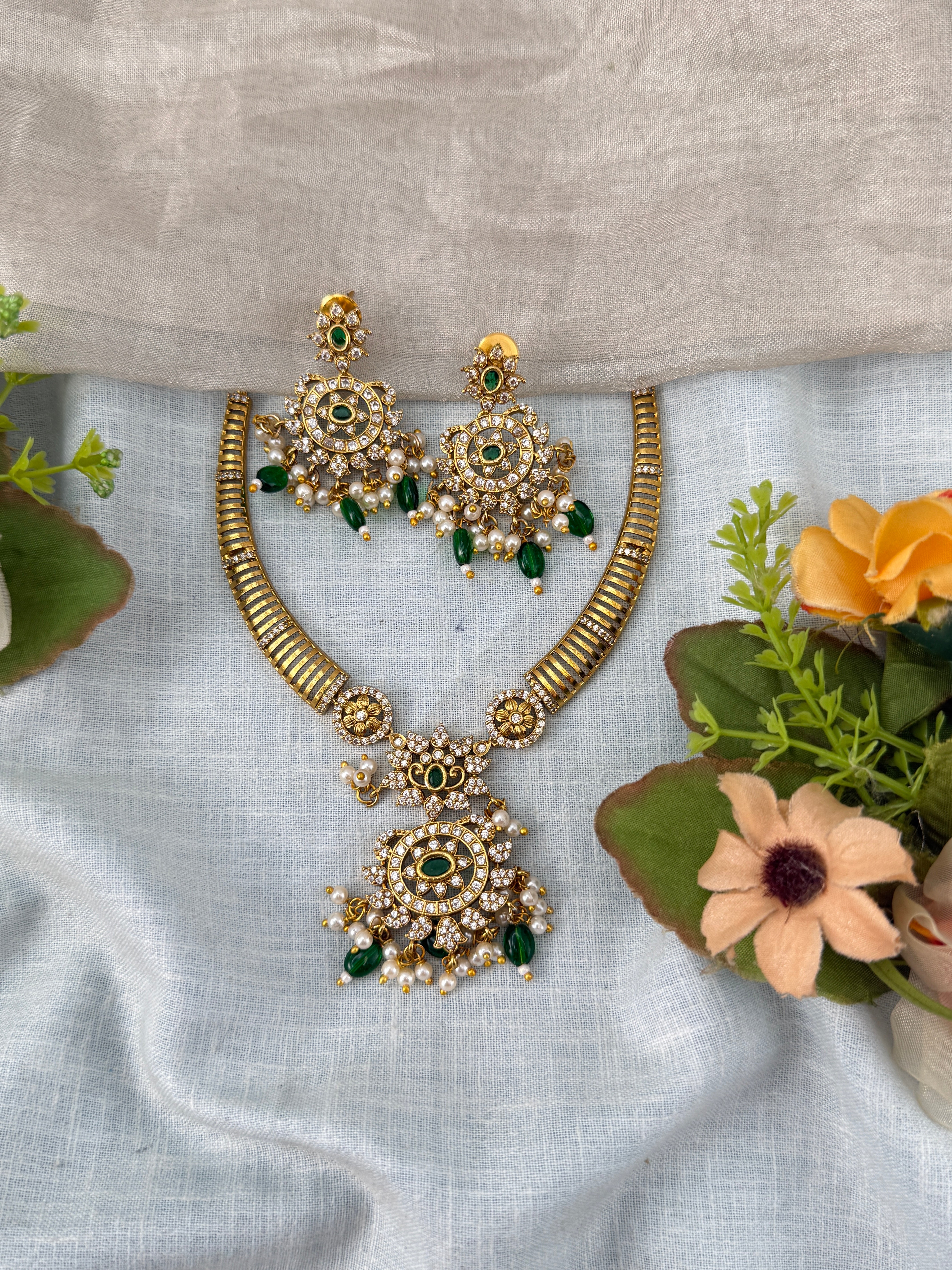 Antique Kanti Necklace Diamond Look | N0472