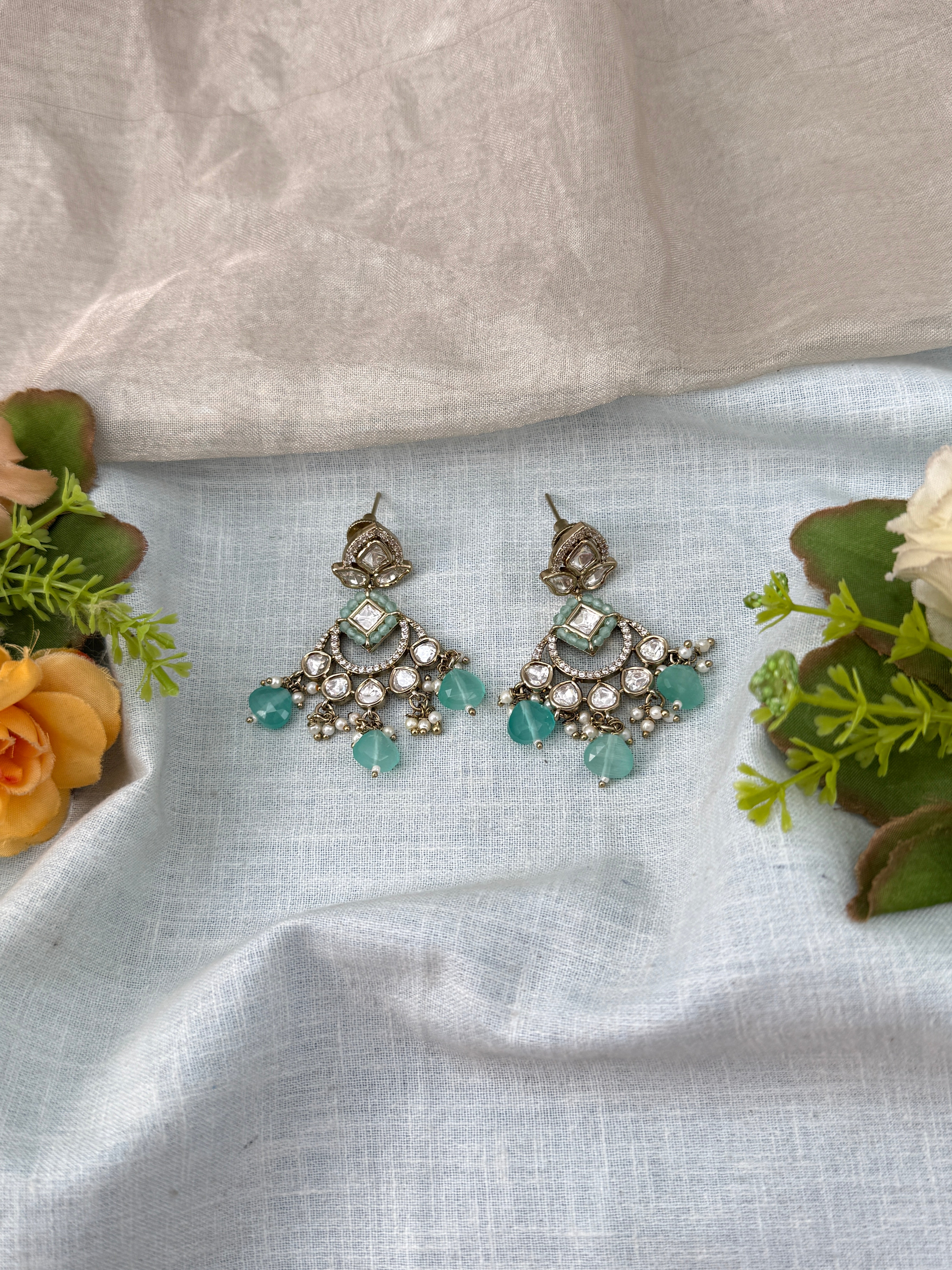 Traditional Jade Bille hair accessory for women
