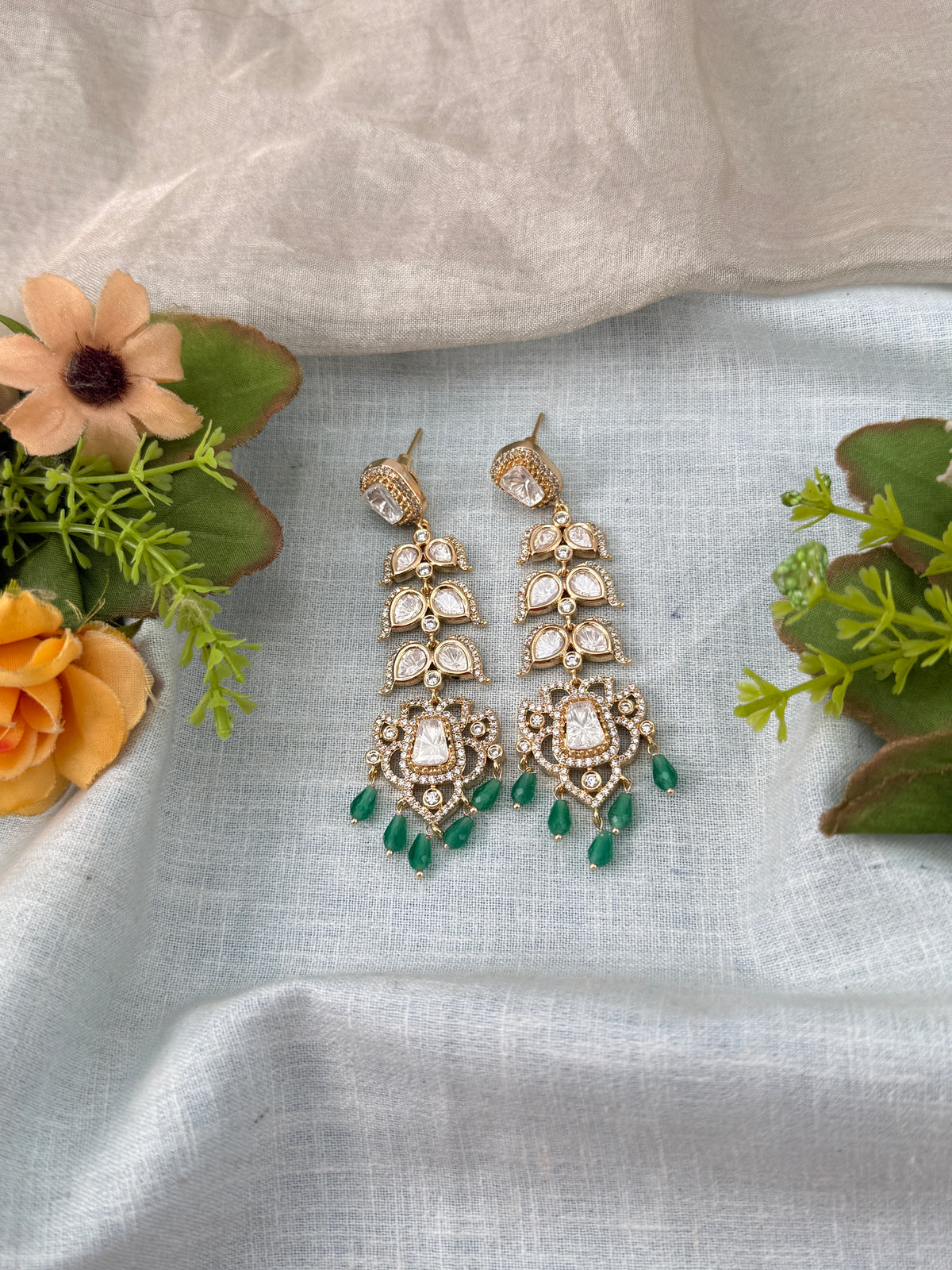 Traditional Jade Bille hair accessory for women