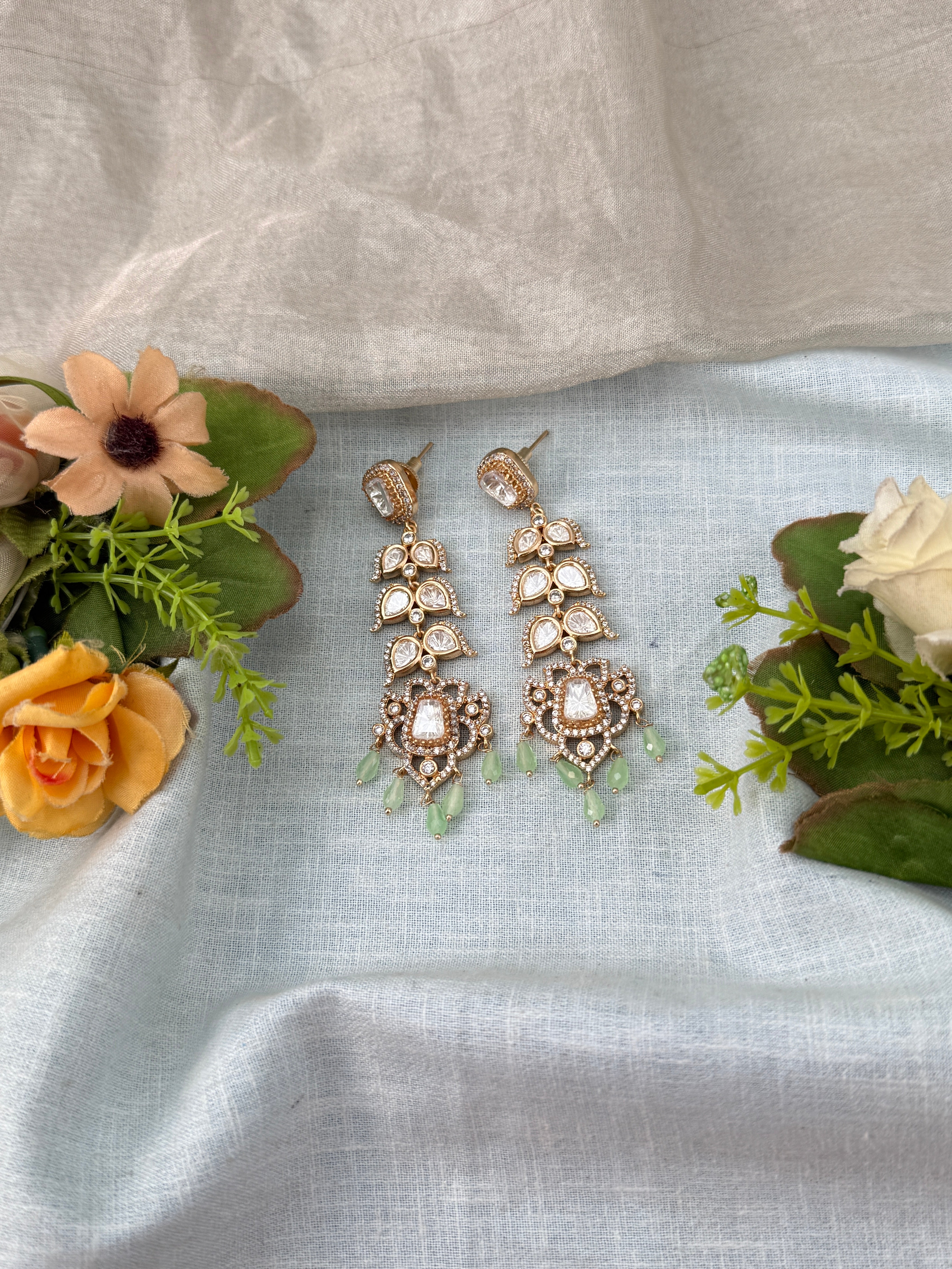 Traditional Jade Bille hair accessory for women