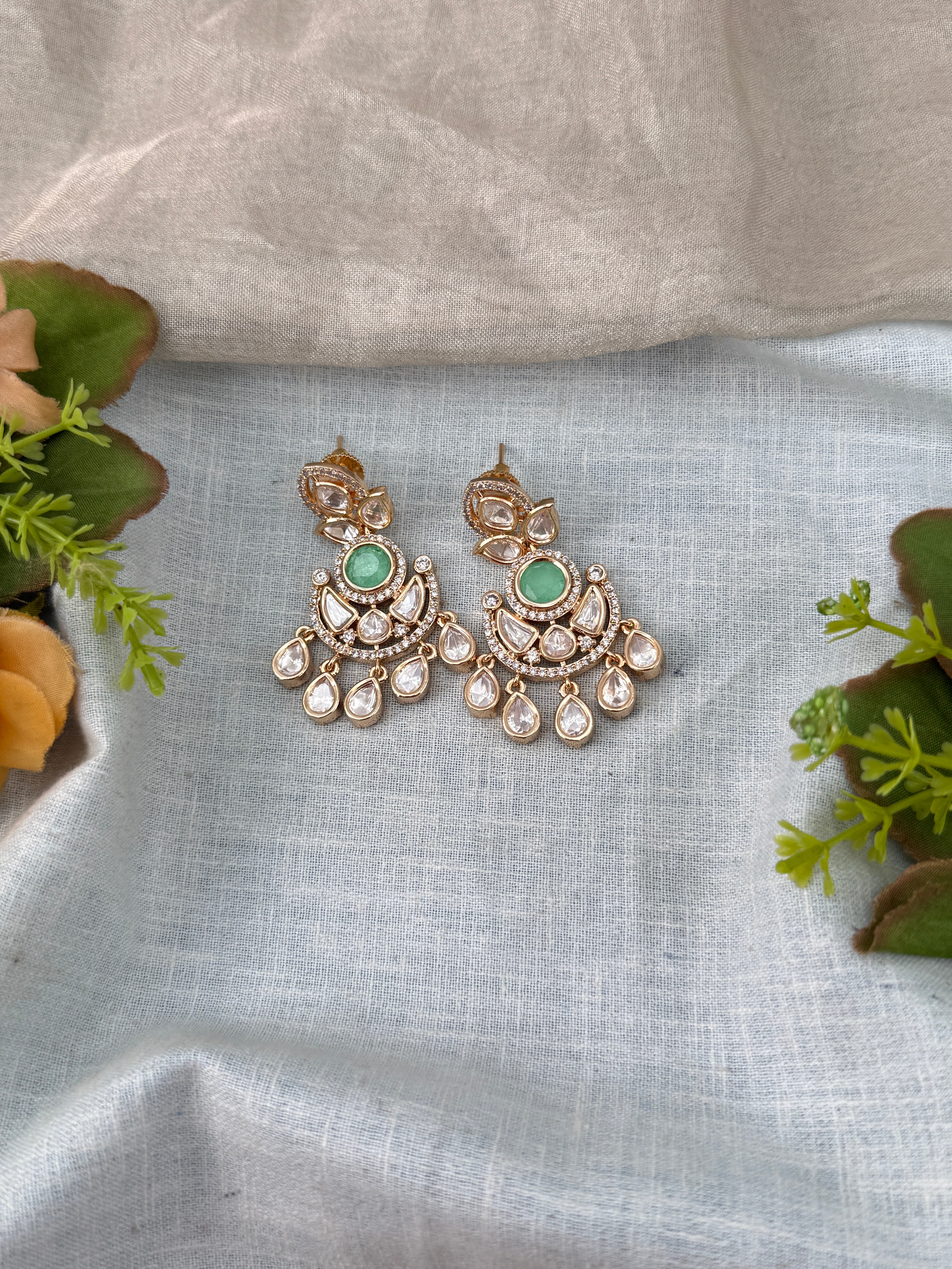 Traditional Jade Bille hair accessory for women