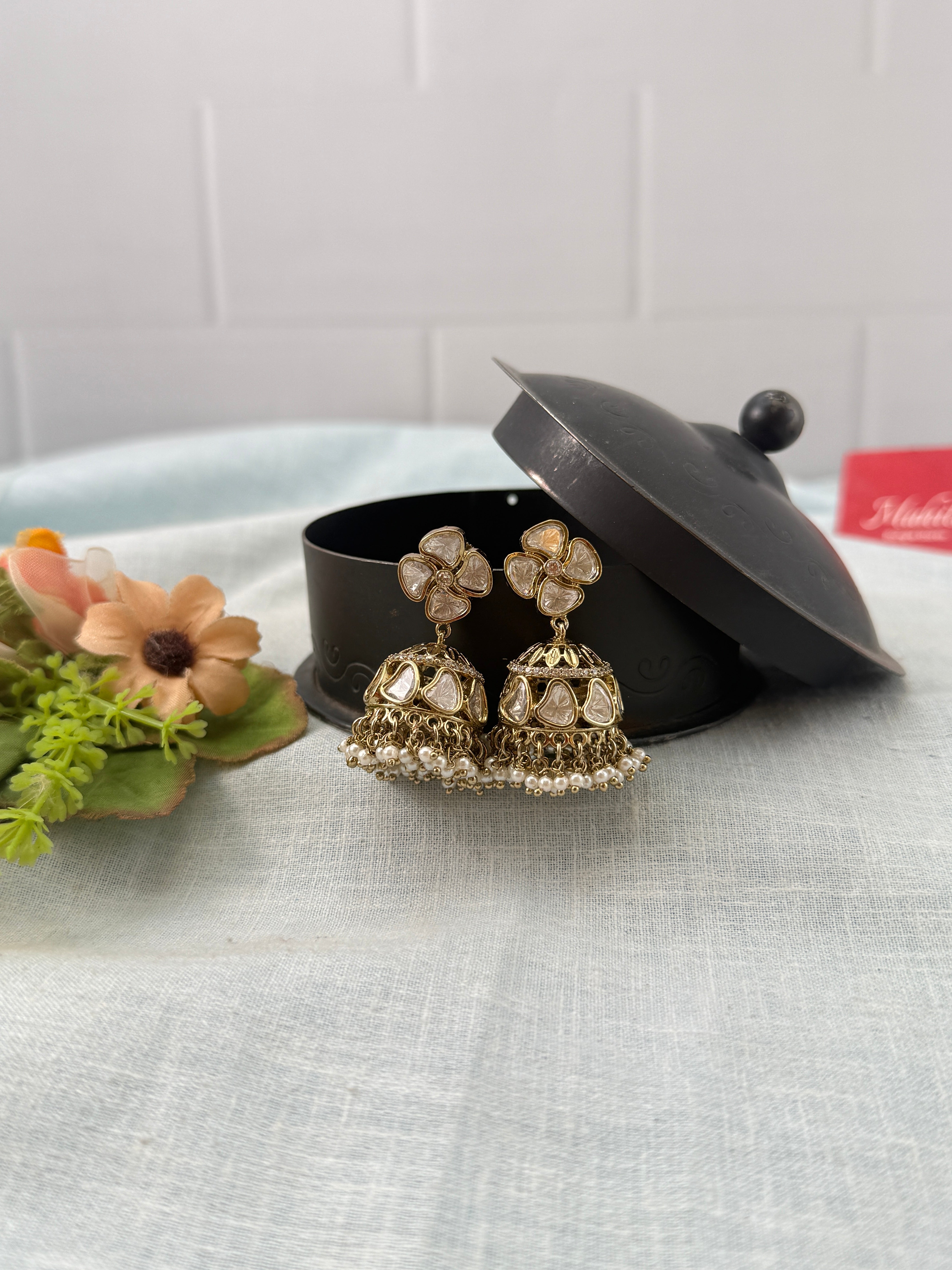 Traditional Jade Bille hair accessory for women