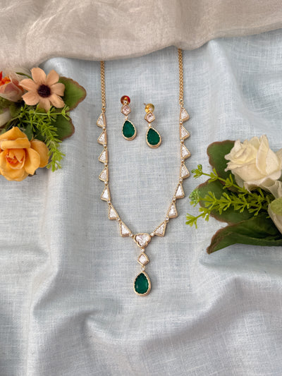 Traditional Jade Bille hair accessory for women