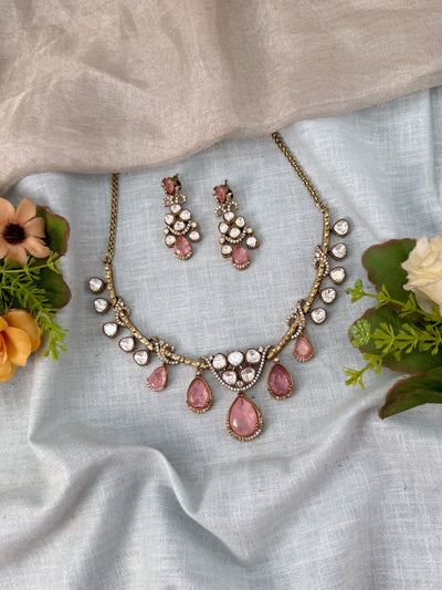 Traditional Jade Bille hair accessory for women