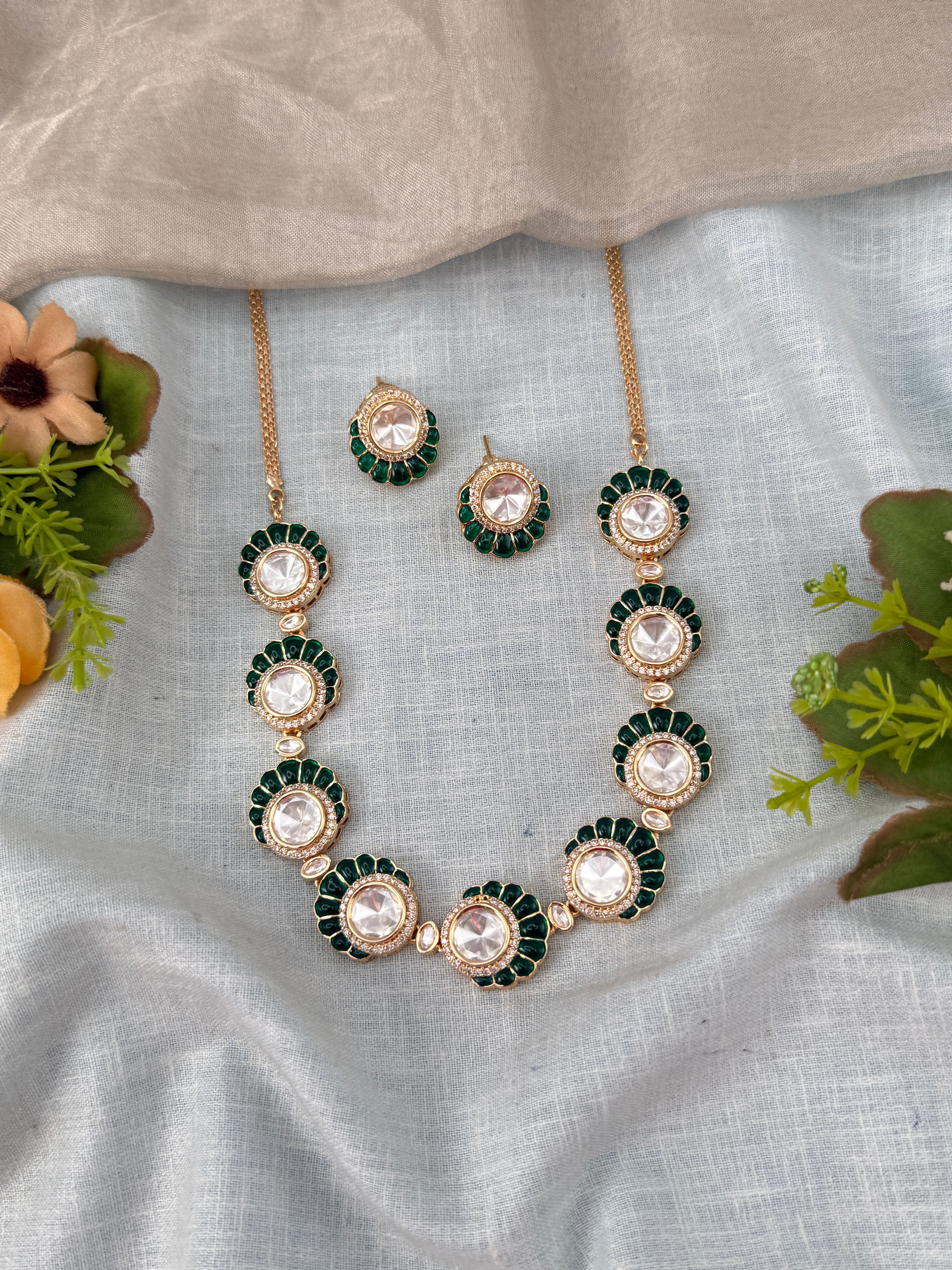 Traditional Jade Bille hair accessory for women