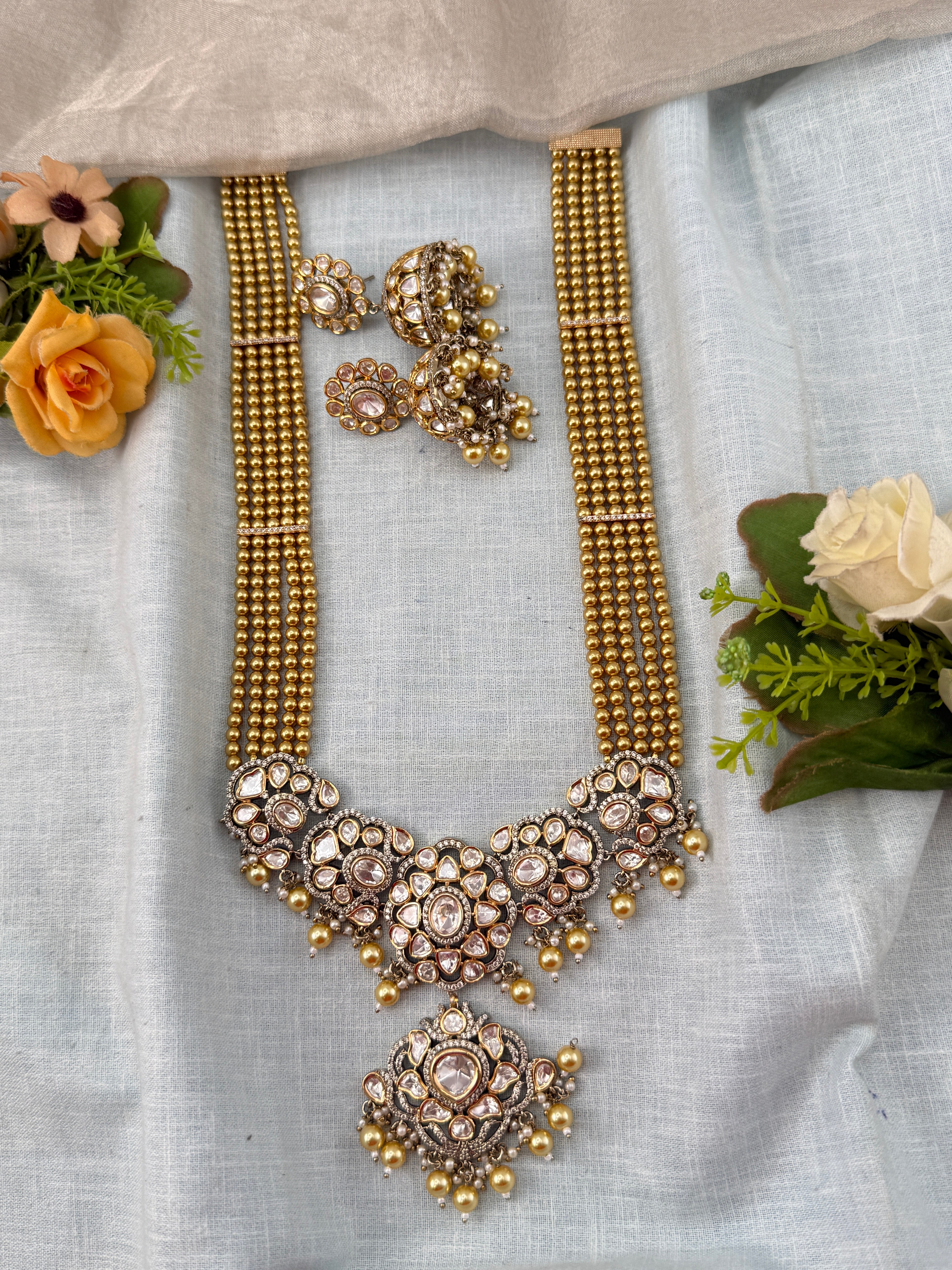 Traditional Jade Bille hair accessory for women