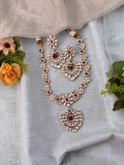 Traditional Jade Bille hair accessory for women