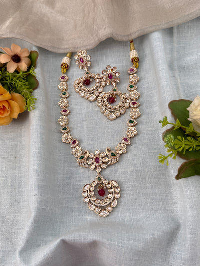 Traditional Jade Bille hair accessory for women