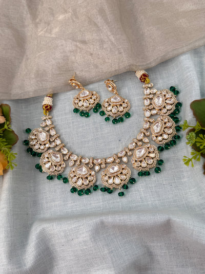Traditional Jade Bille hair accessory for women