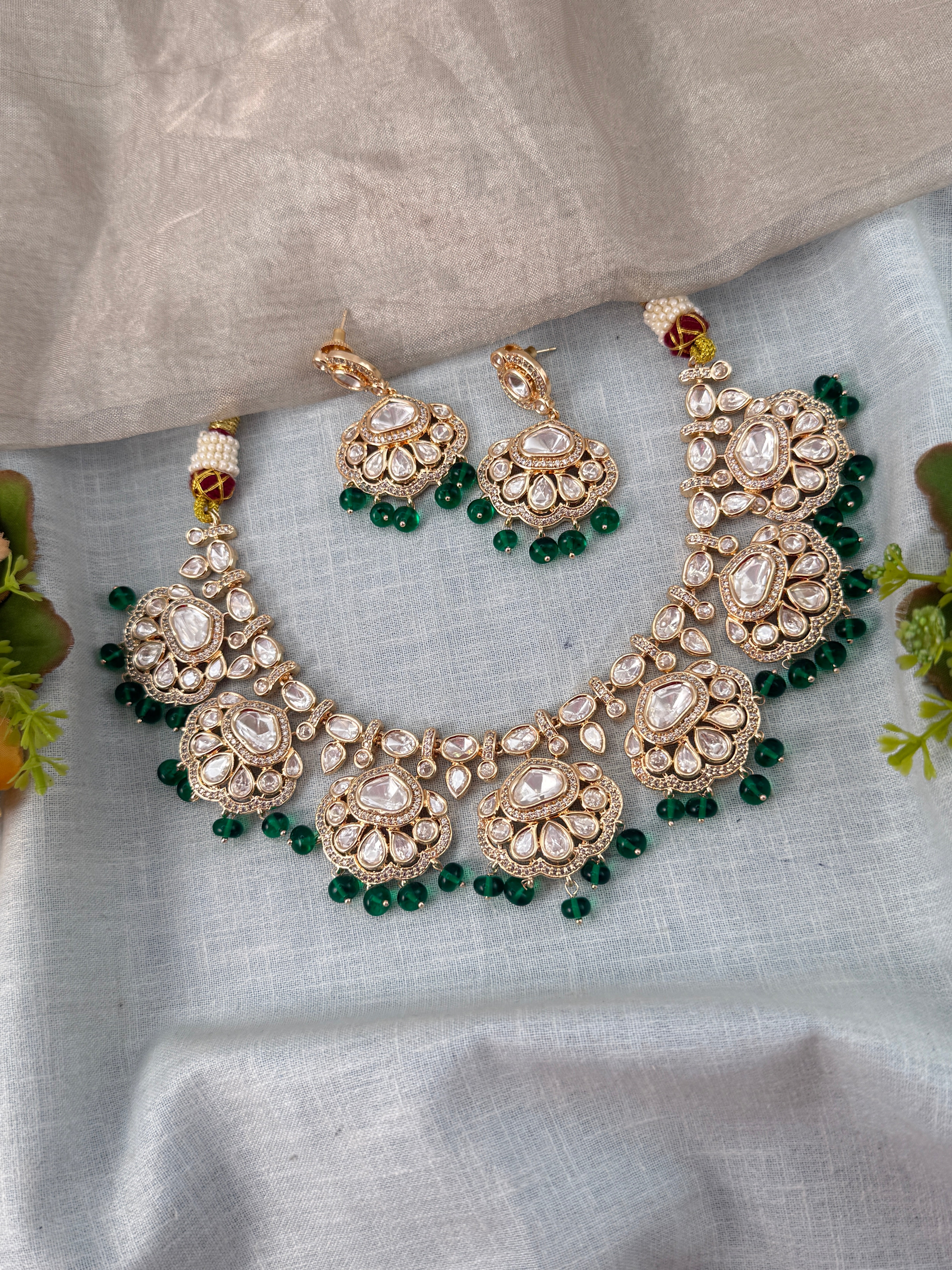 Kundan Flower Style Luxury Short Set | N0485