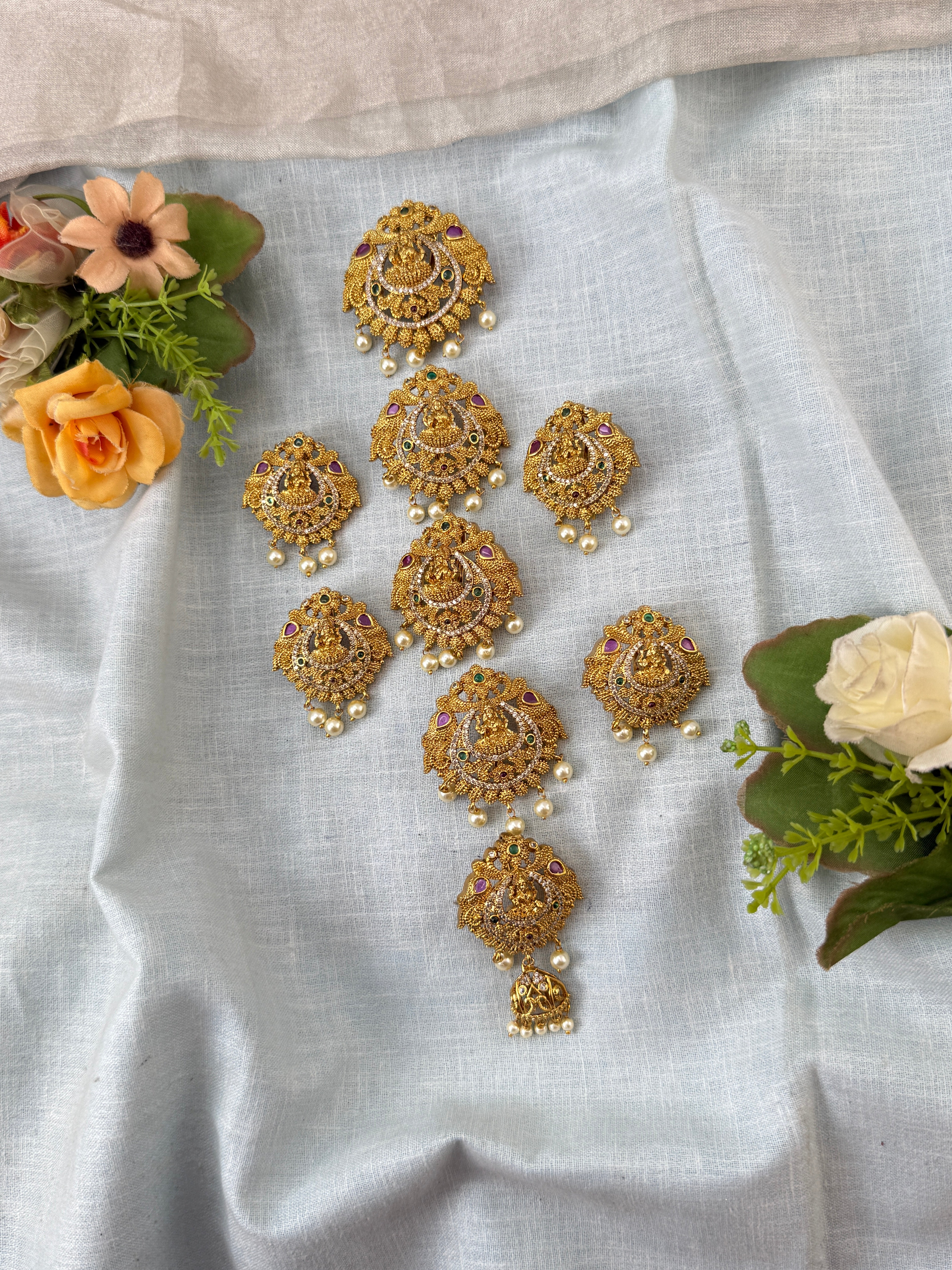 Traditional Jade Bille hair accessory for women