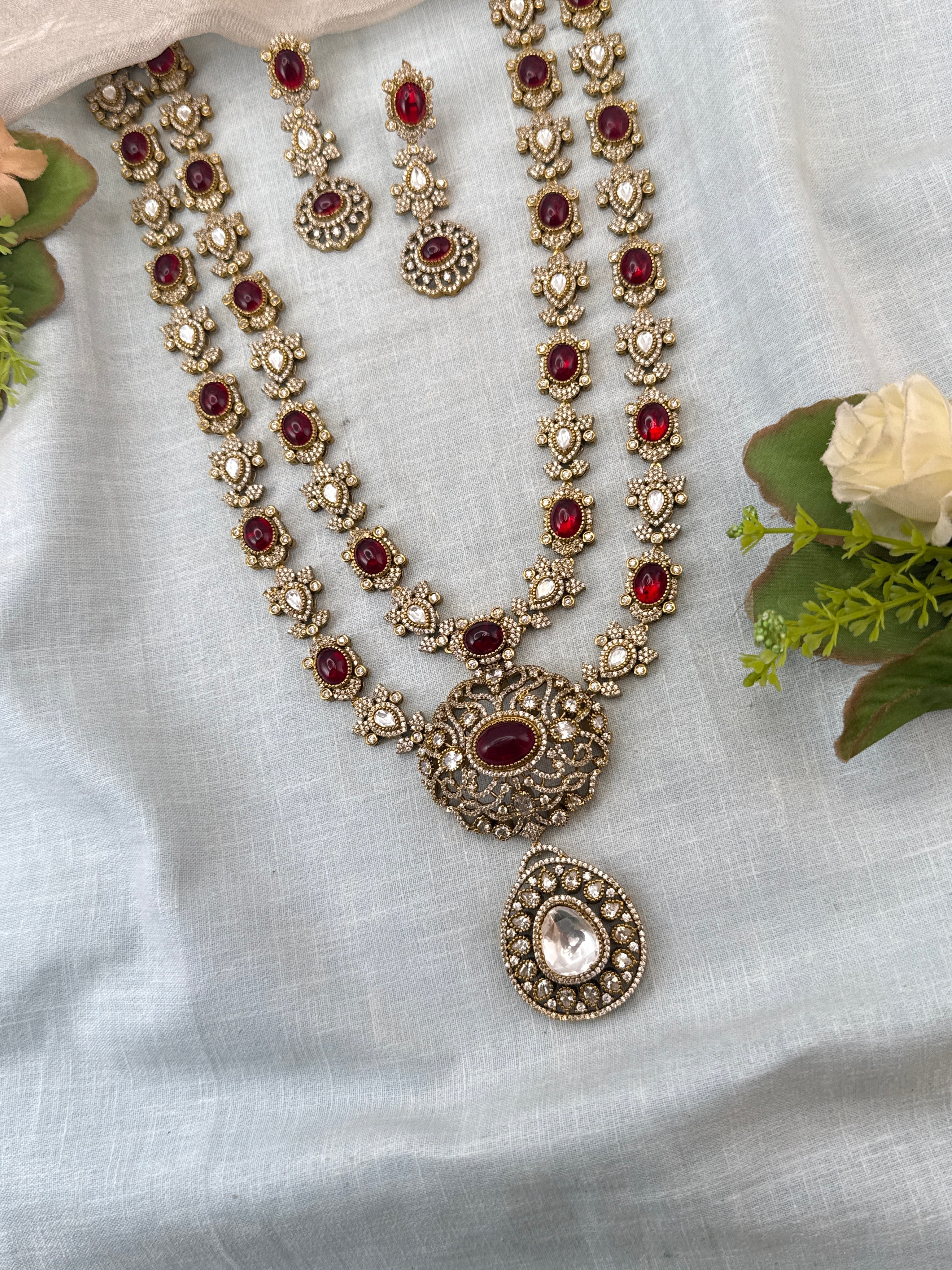Luxurious Victorian Mid Long Necklace Set 724