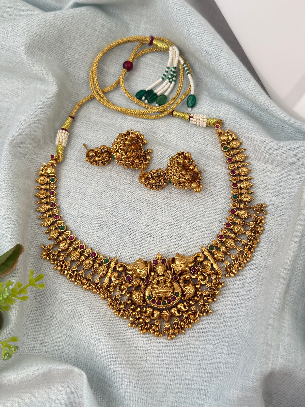 Traditional Jade Bille hair accessory for women