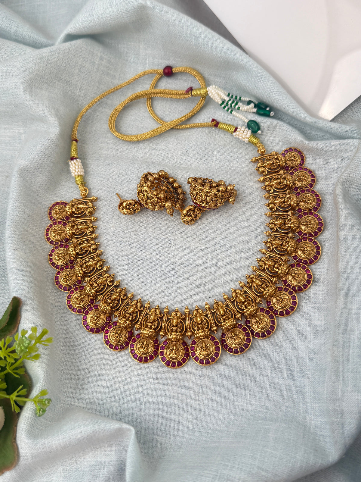Traditional Jade Bille hair accessory for women
