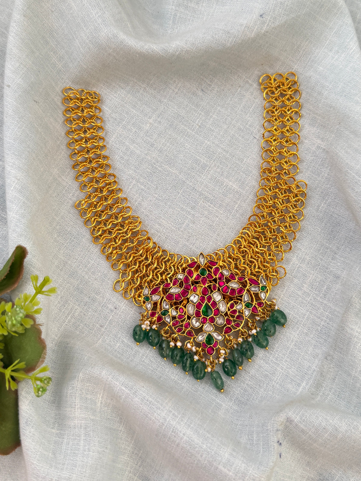 Traditional Jade Bille hair accessory for women