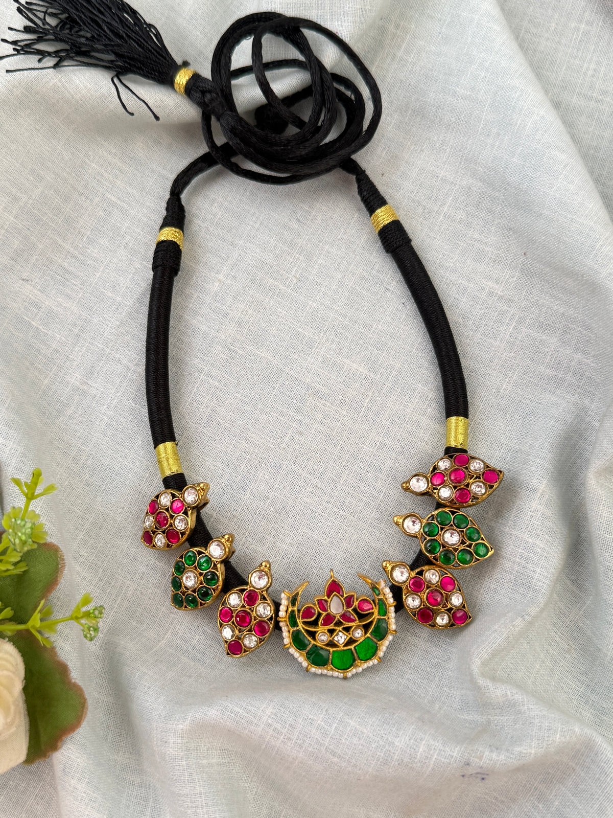 Black Threads Jadau Kundan Short Necklace  | N0585
