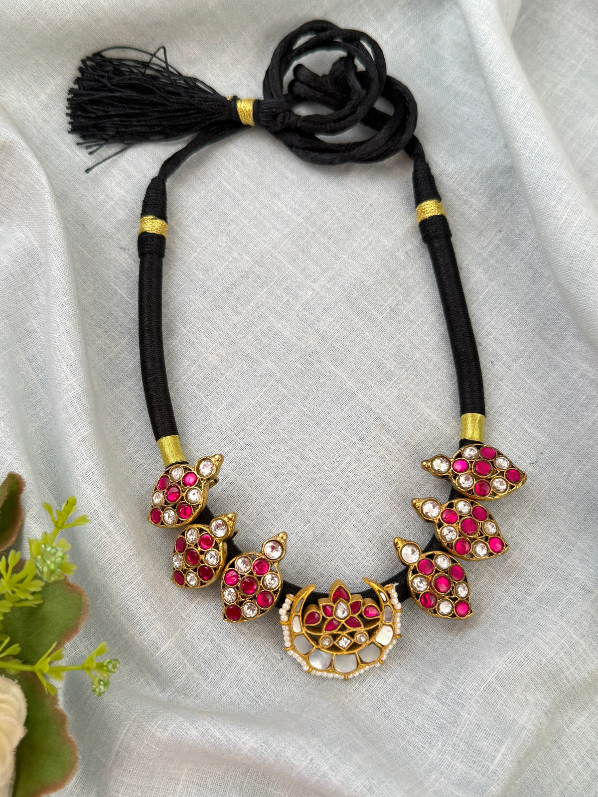 Black Threads Jadau Kundan Short Necklace  | N0581
