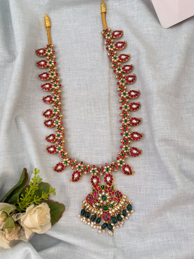 Traditional Jade Bille hair accessory for women