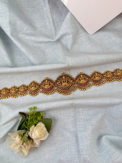 Traditional bridal hip belt for women