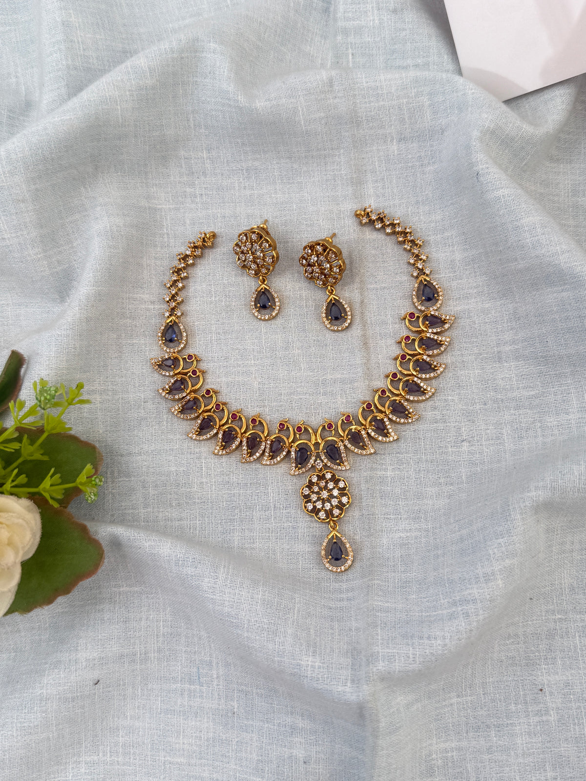 Antique temple necklace for women