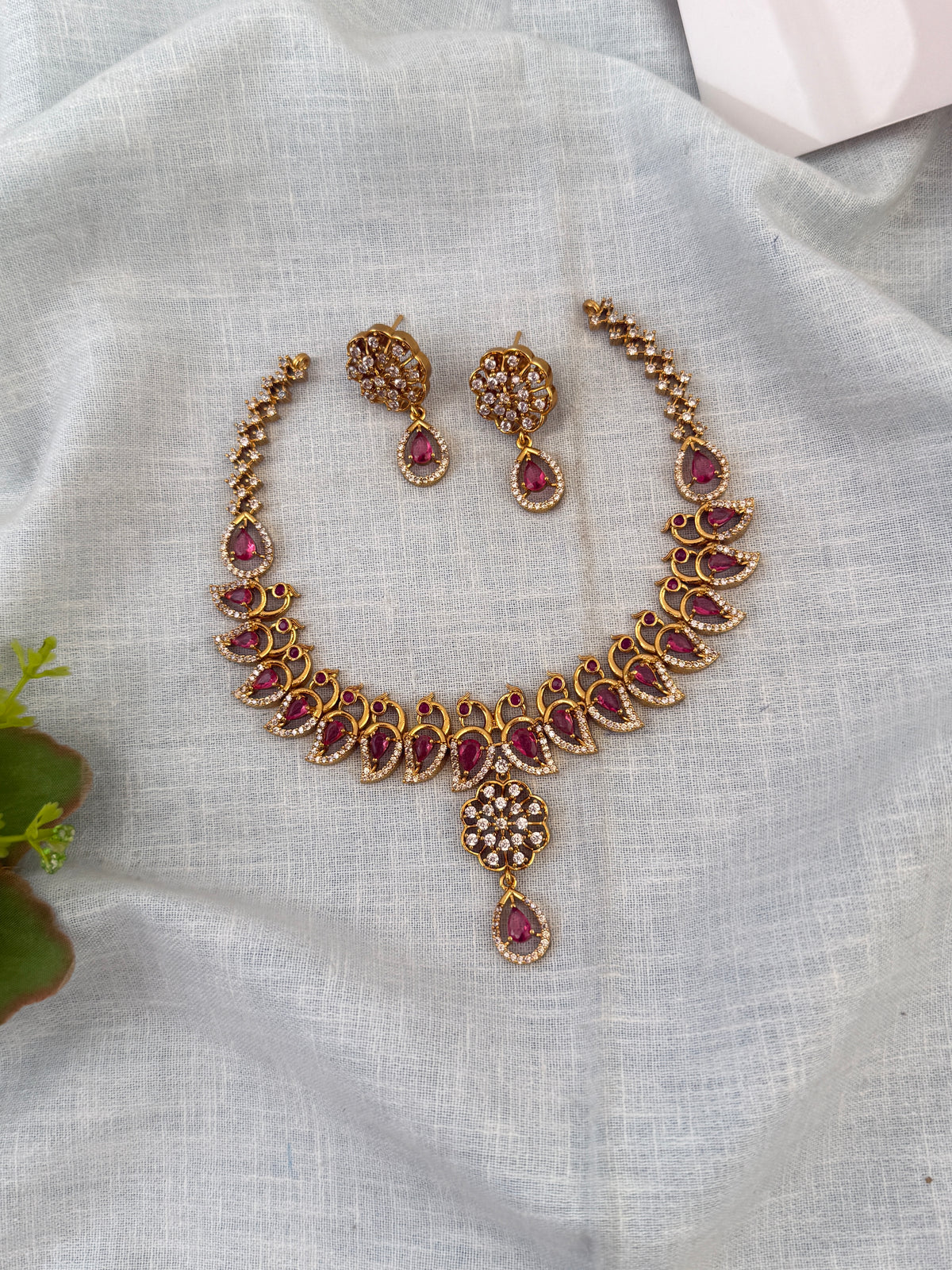 Gold Peacock Necklace Elegant Short Set| N0608