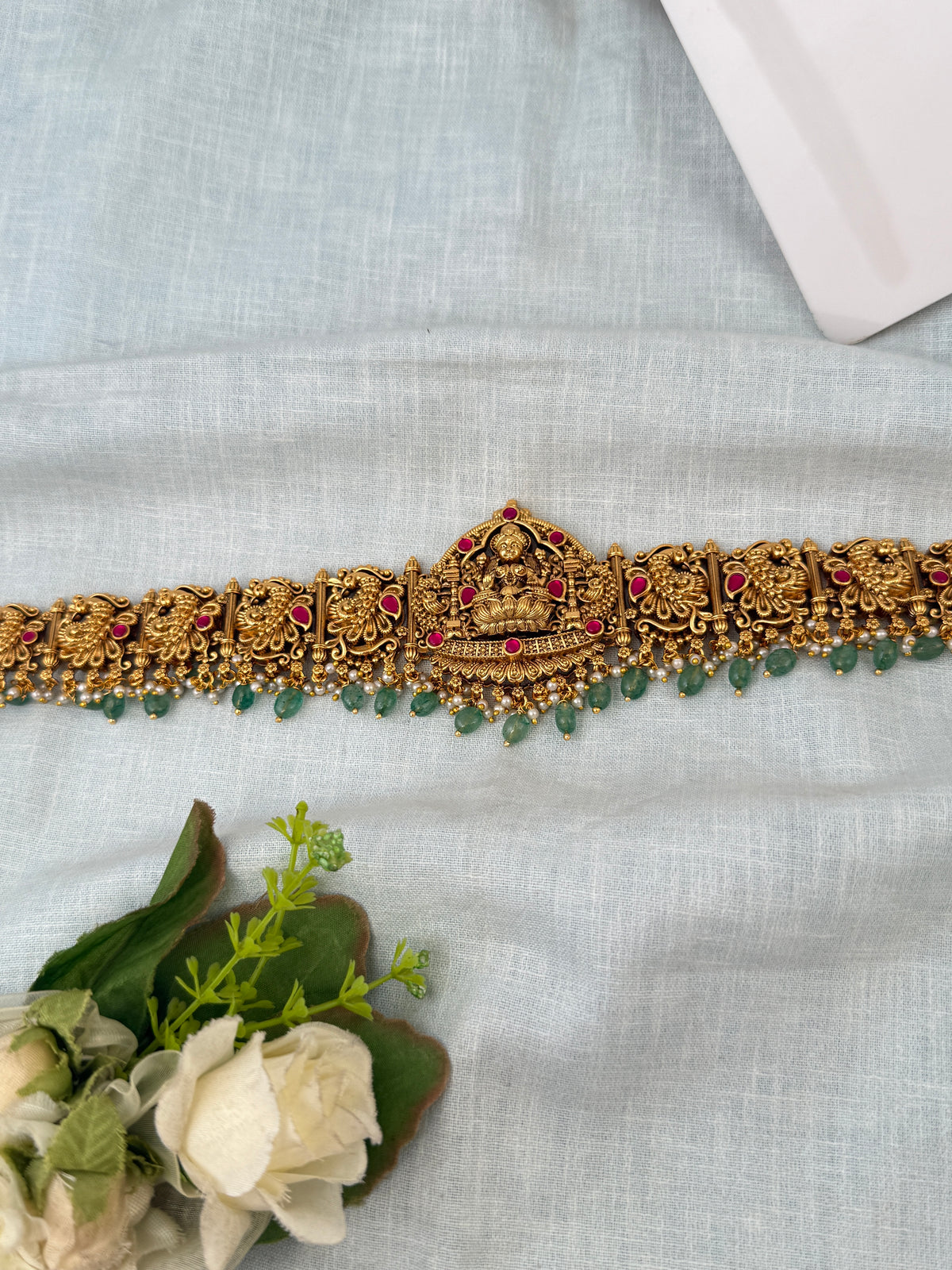 Traditional bridal hip belt for women
