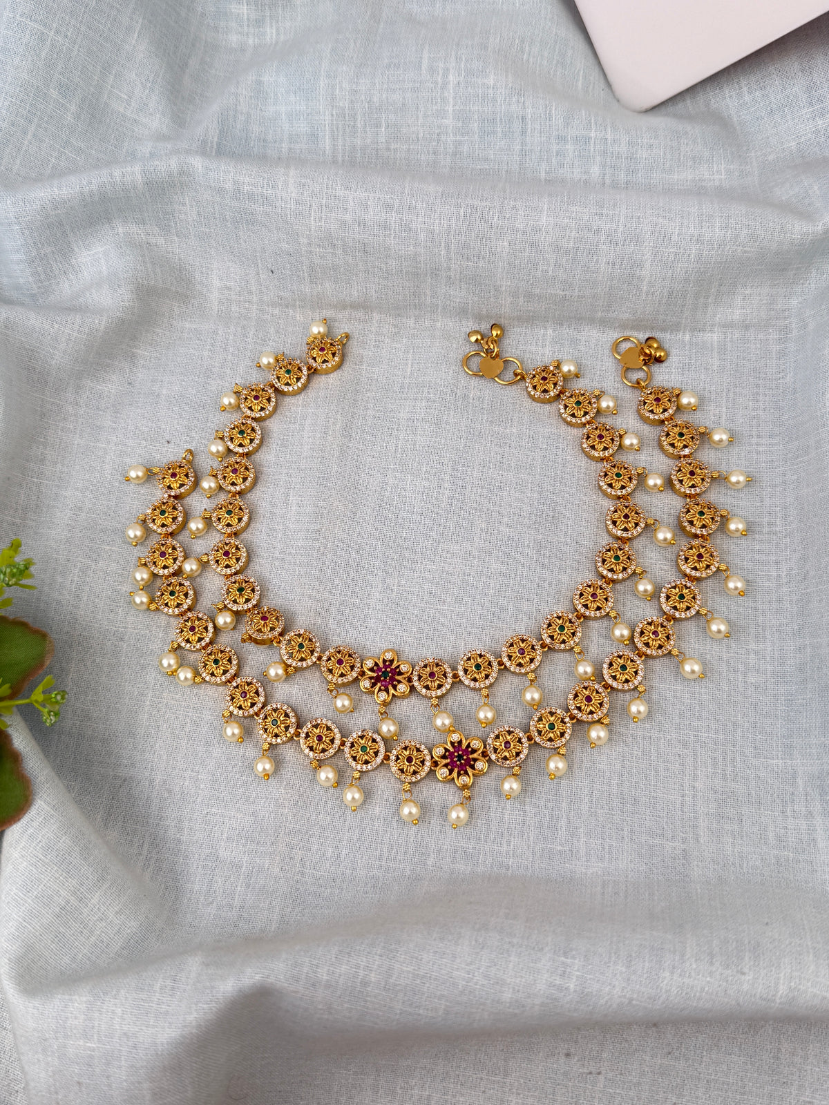 Elegant anklets for women