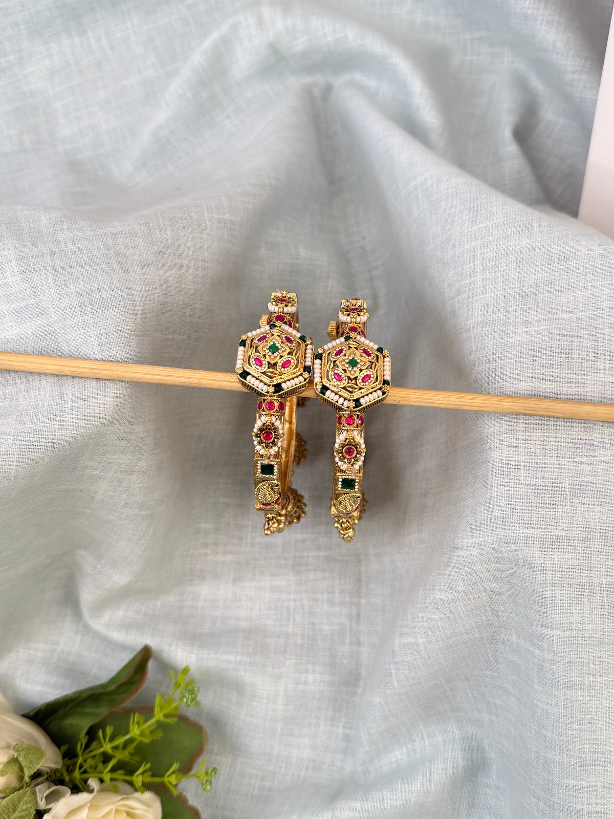 Antique temple style bridal bangles for women by Mahila