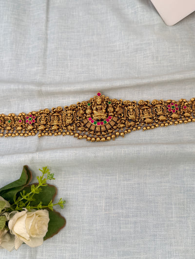 Traditional bridal hip belt for women