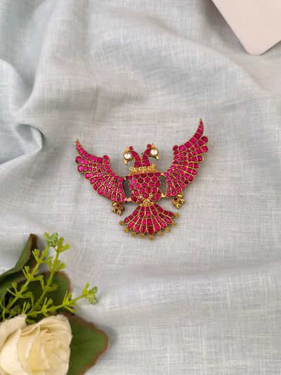 Traditional designer pendants for women