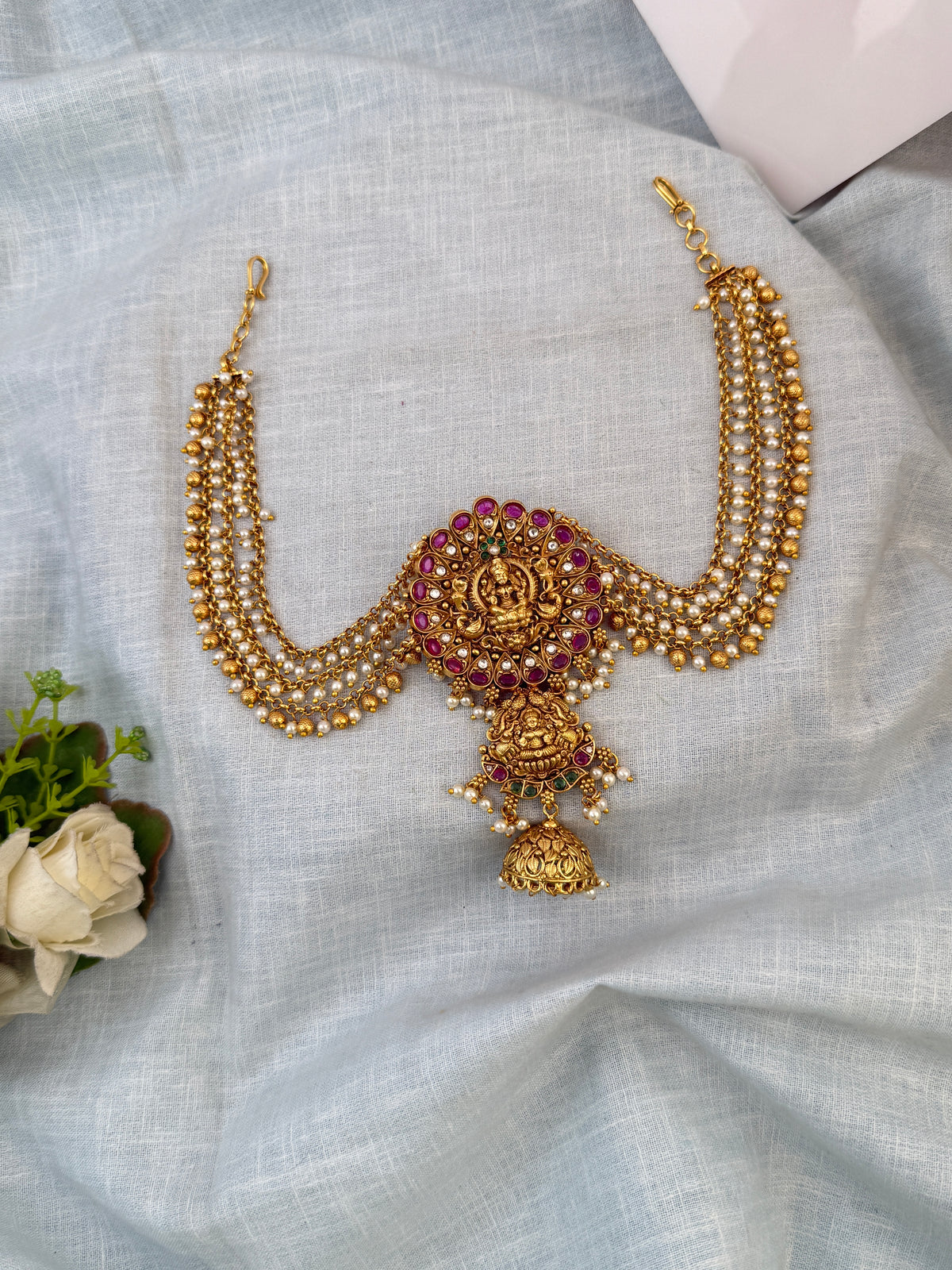 Traditional Jade Bille hair accessory for women
