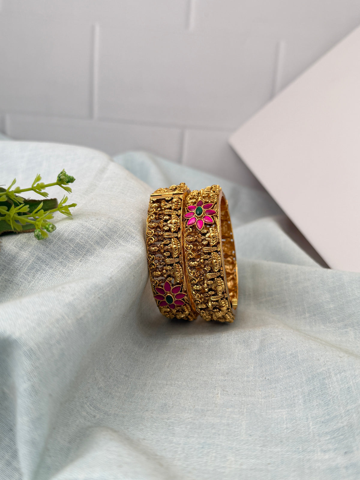 Antique temple style bridal bangles for women by Mahila