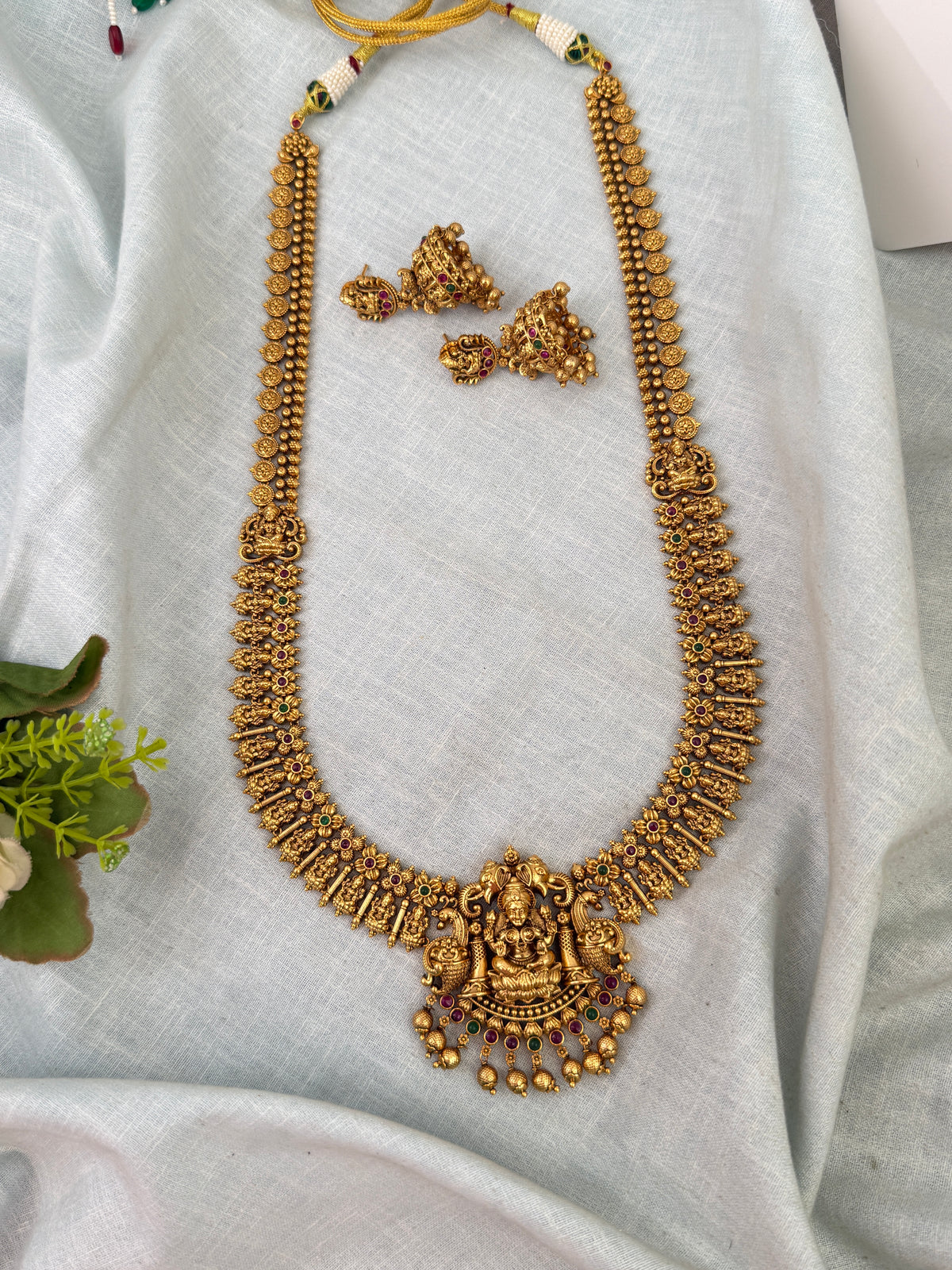 Antique temple necklace for women
