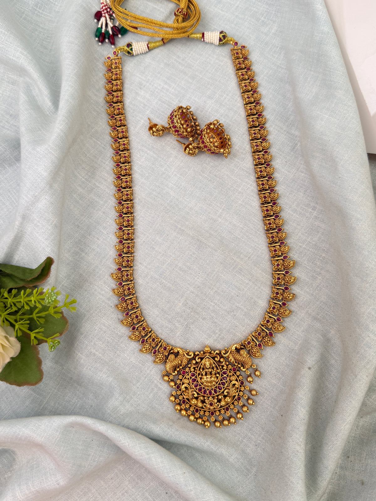 Antique temple necklace for women