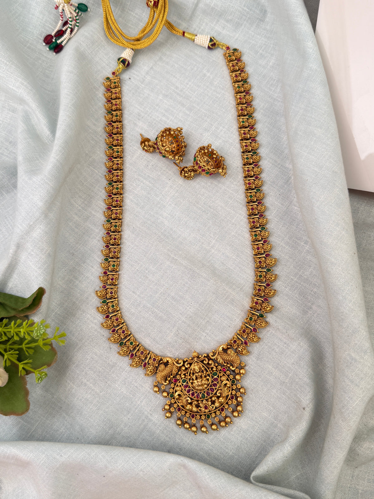 Antique temple necklace for women