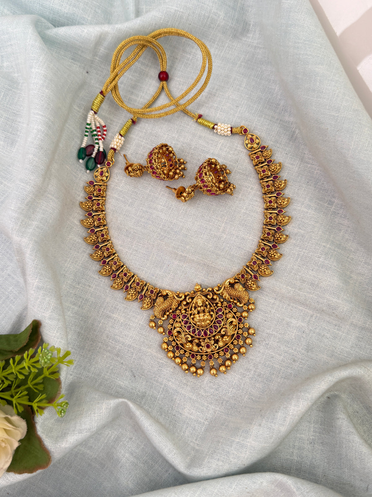 Antique temple necklace for women