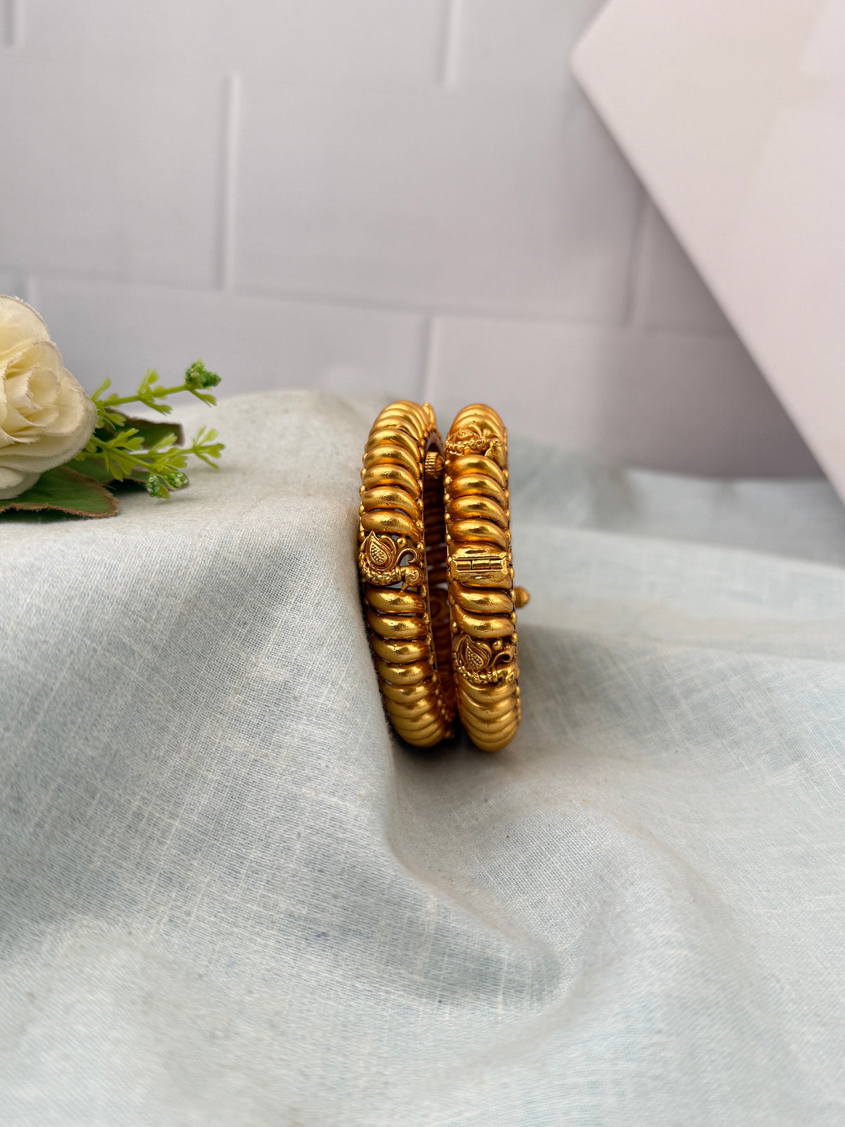 Antique temple style bridal bangles for women by Mahila