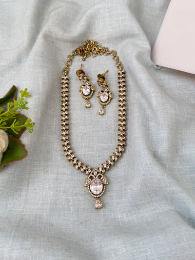 Victorian designer necklace for women