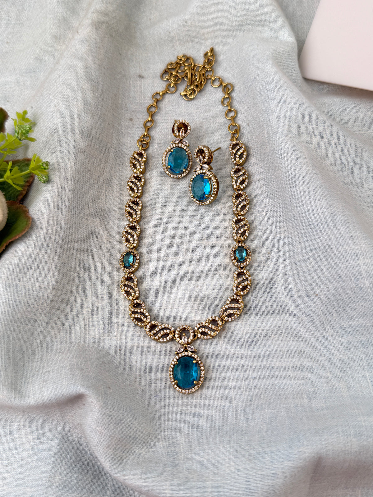 Victorian Stone Necklace Short Designer Set| N0705