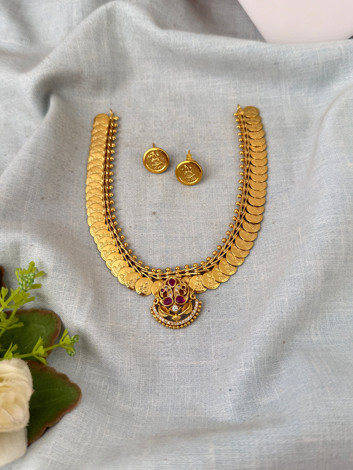 Antique temple necklace for women