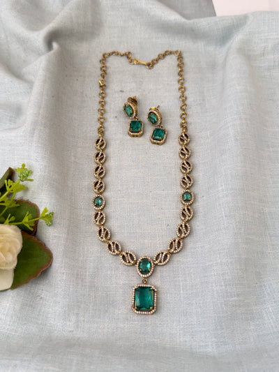 Victorian designer necklace for women