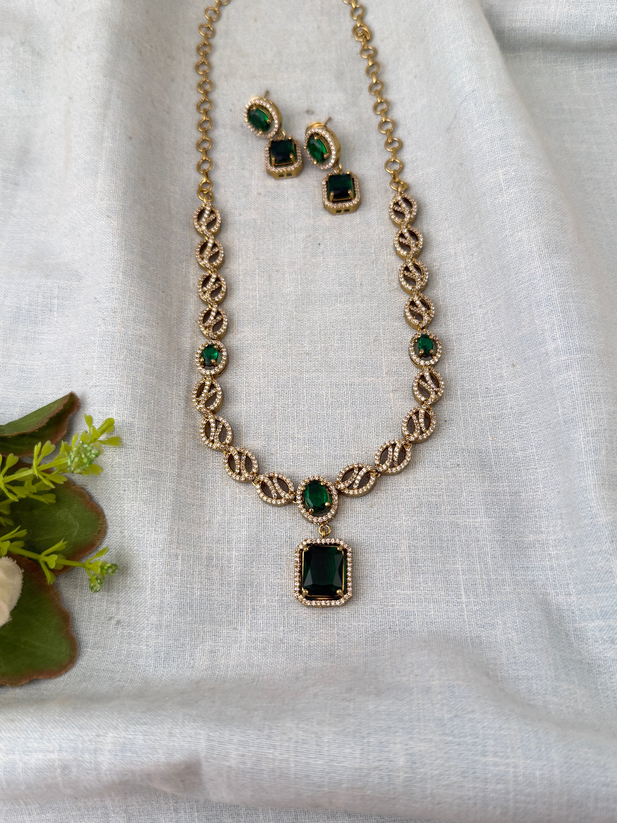 Victorian Stone Necklace Short Set| N0720