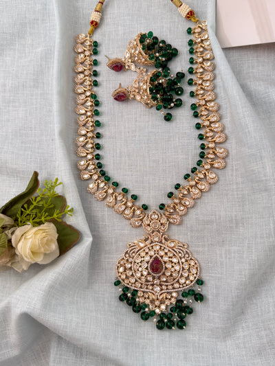 Traditional Kundan necklace for women