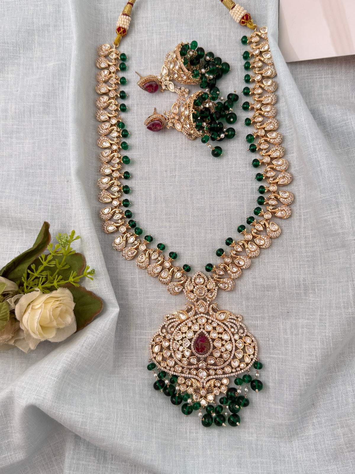 Traditional Kundan necklace for women
