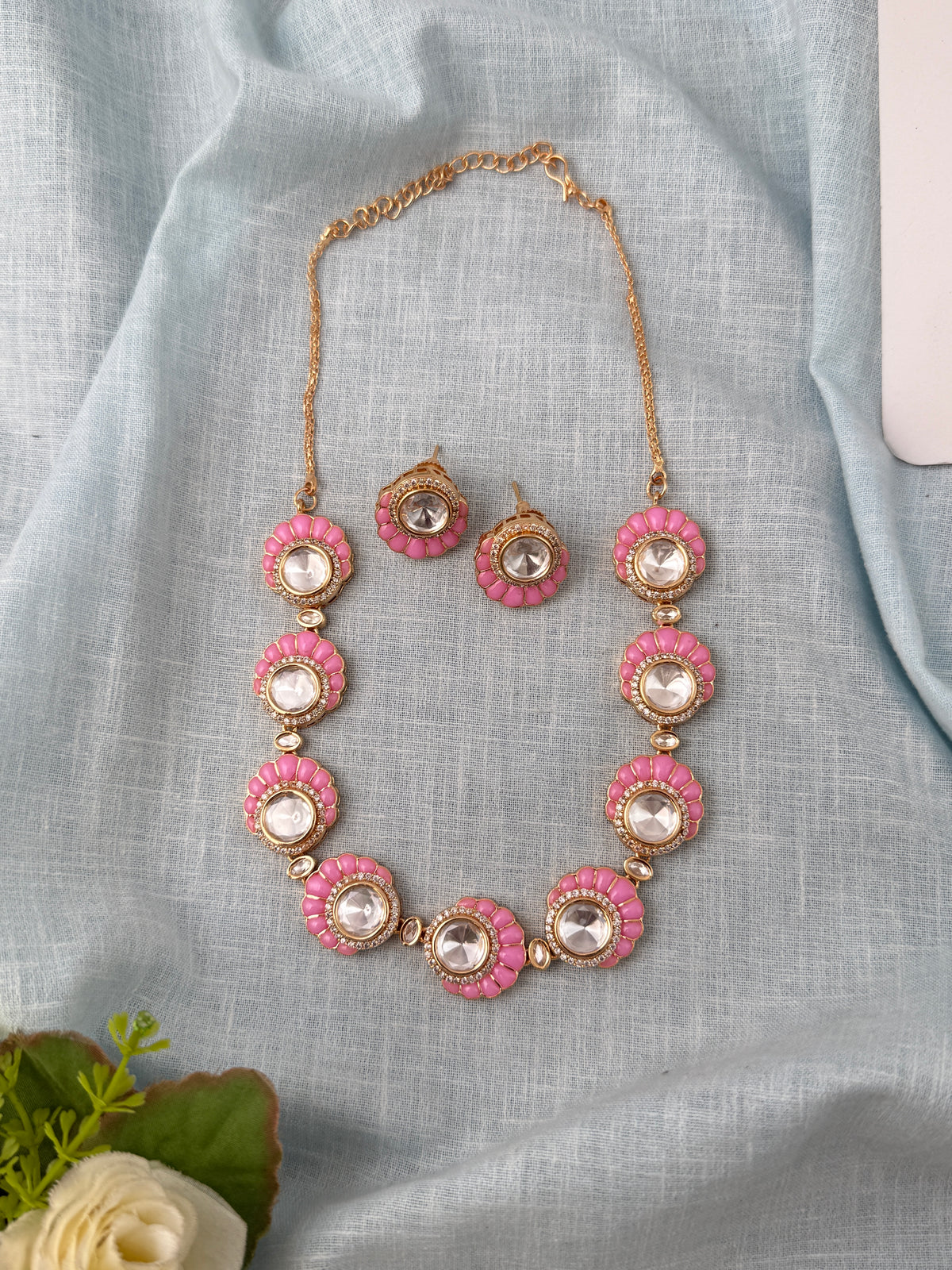 Traditional Kundan necklace for women