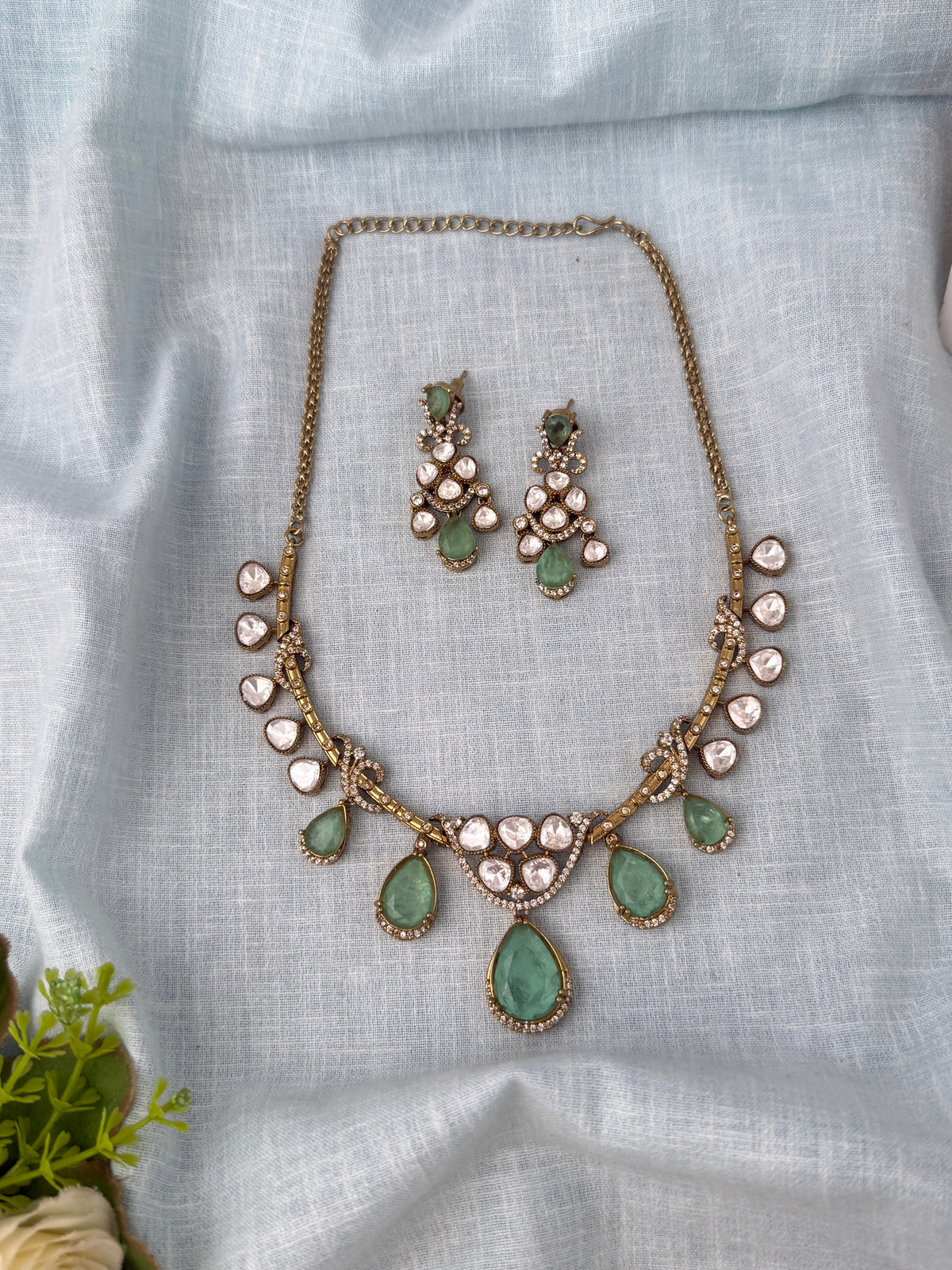Kundan Designer Necklace Luxury Short Set | N0817