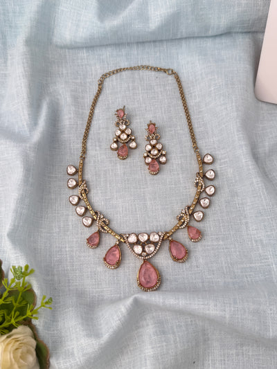 Traditional Kundan necklace for women