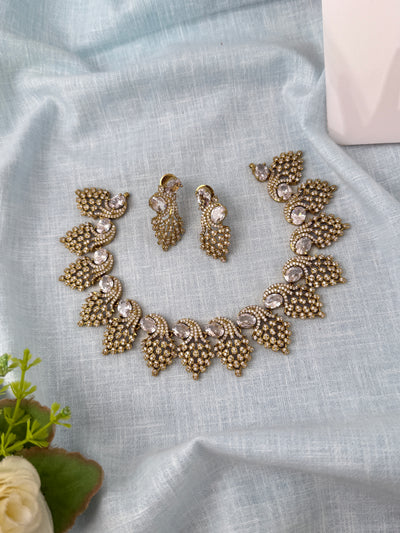 Victorian designer necklace for women