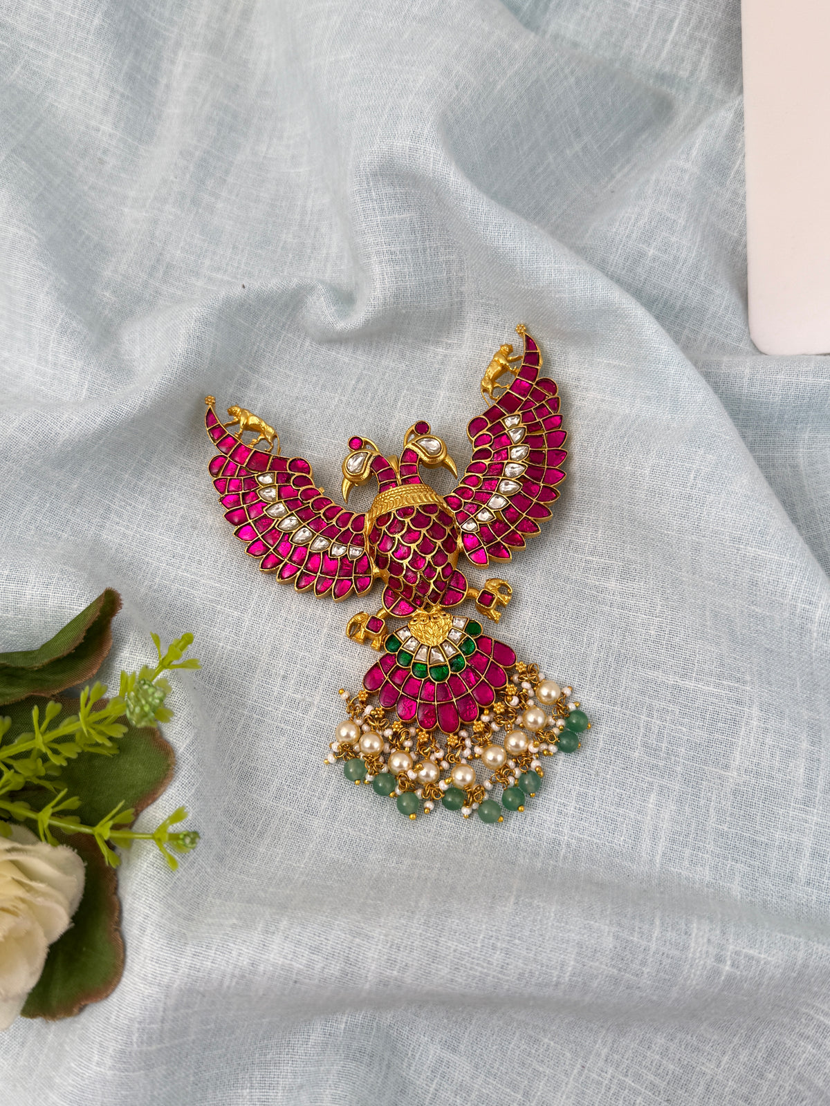 Traditional designer pendants for women