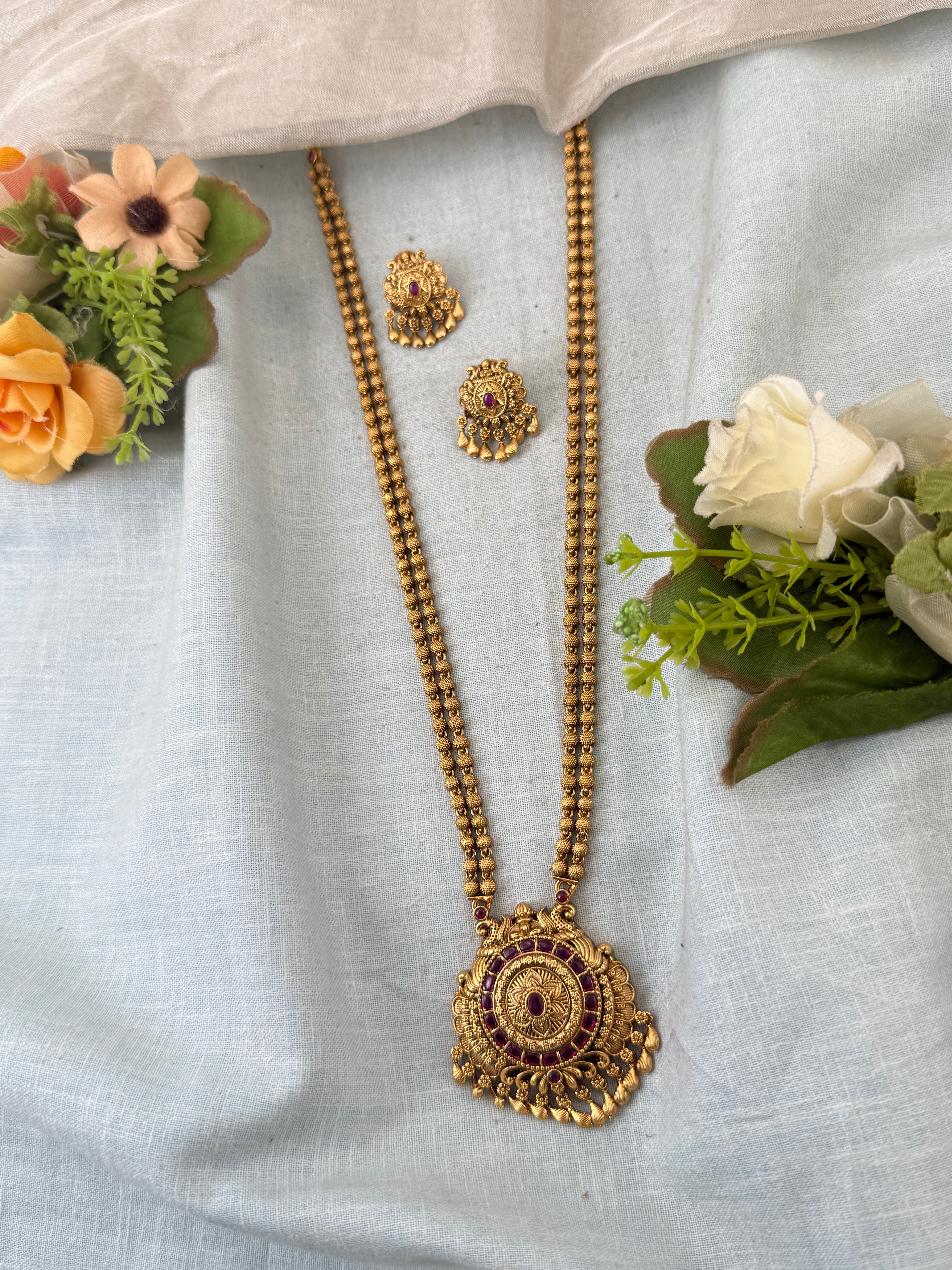 Traditional Gold Jadebille – South Indian Bridal Hair Accessory, jadebille, hair choti